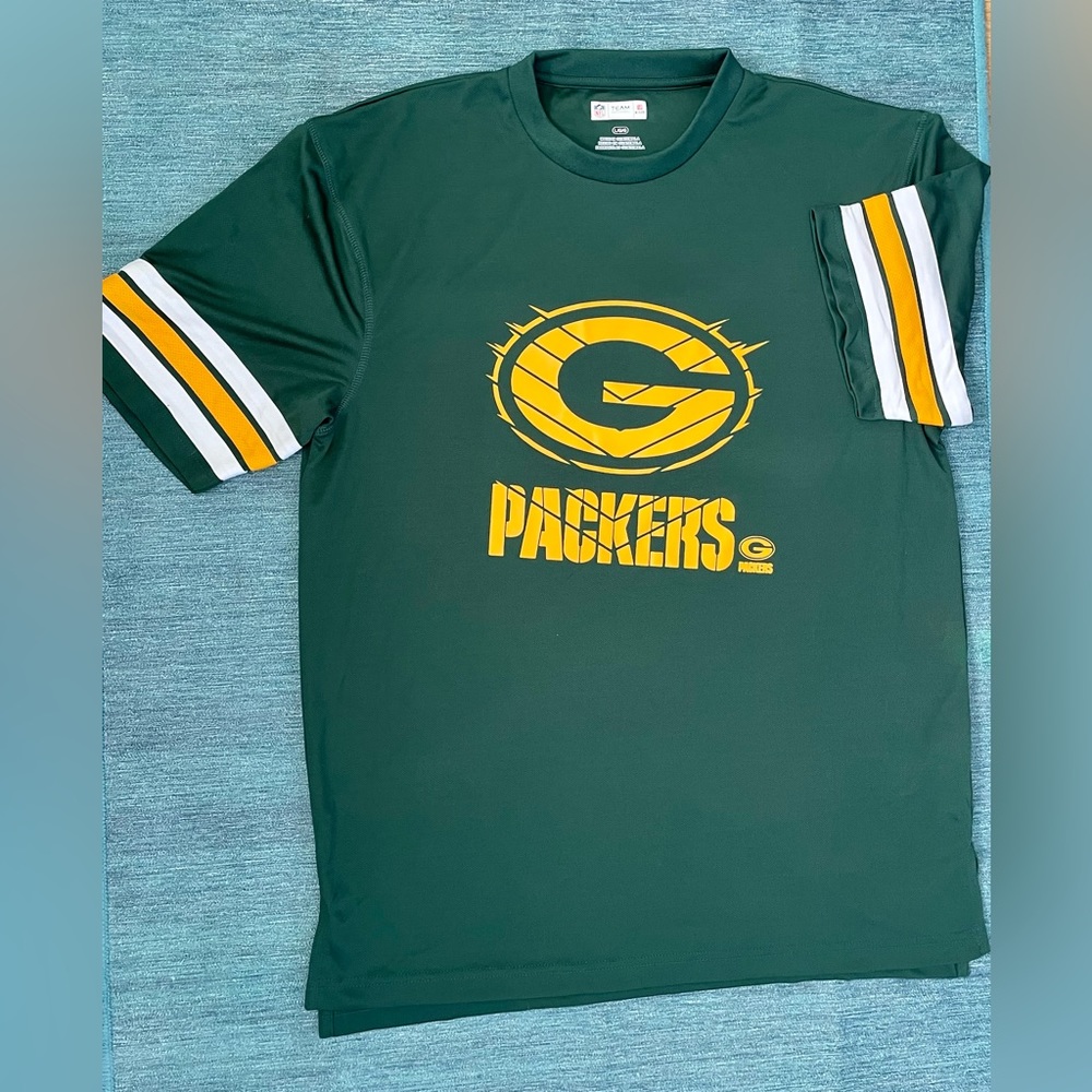 Green Bay Packers NFL Team Apparel Large Jersey Excellent Like New Condition!